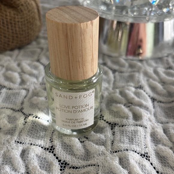 Sand + Fog Other - Sand + Fog Love Potion Perfume Oil - Natural Wood Cap
